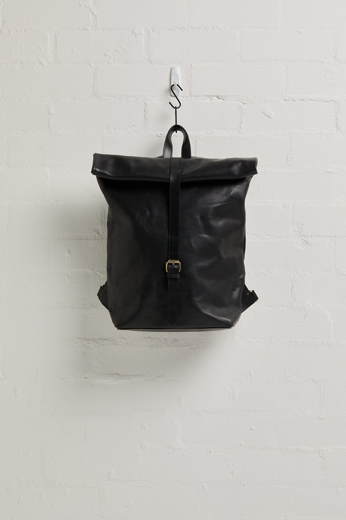 Mainichi Leather Rolltop Backpack - Sang Black